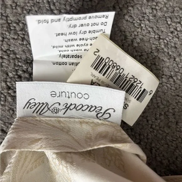 Peacock Alley Couture “Sorrento” Collection Duvet and 2 Boudoir Shams - Picture 10 of 11